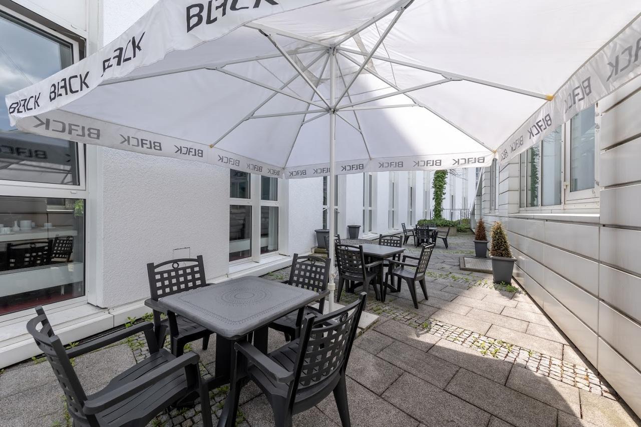 Trip Frankfurt Nordwestzentrum 3*