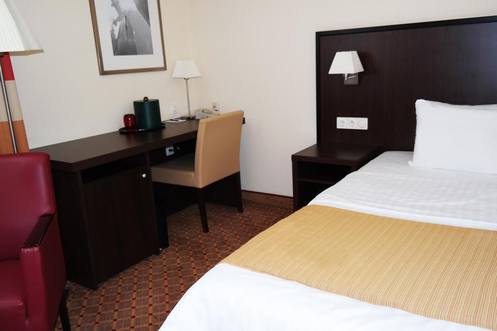 Trip Frankfurt Nordwestzentrum